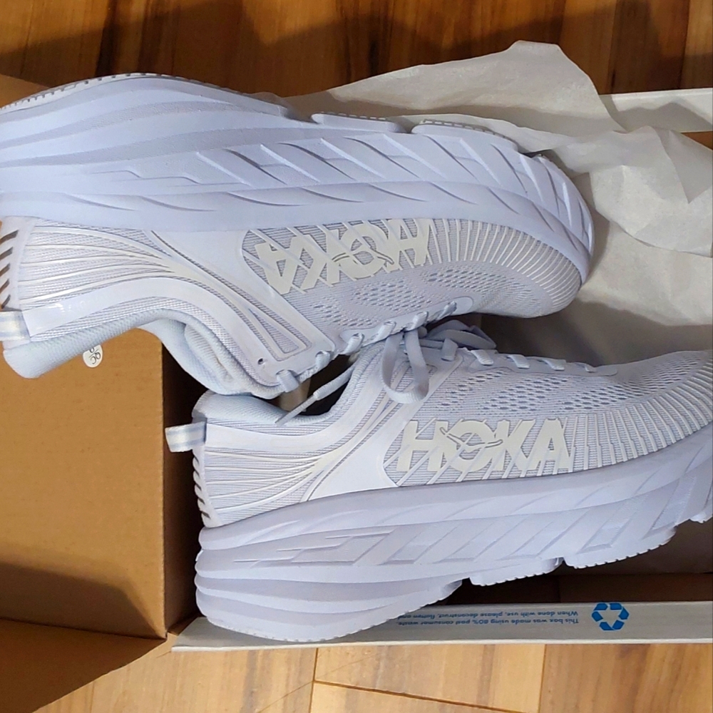 Womens Hoka Bondi 7 - NIB - Size 8-1/2M